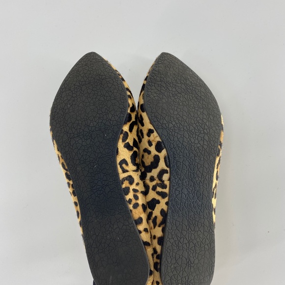 Steve Madden Leopard Print Calf Hair Pointed Flats - Picture 7 of 8